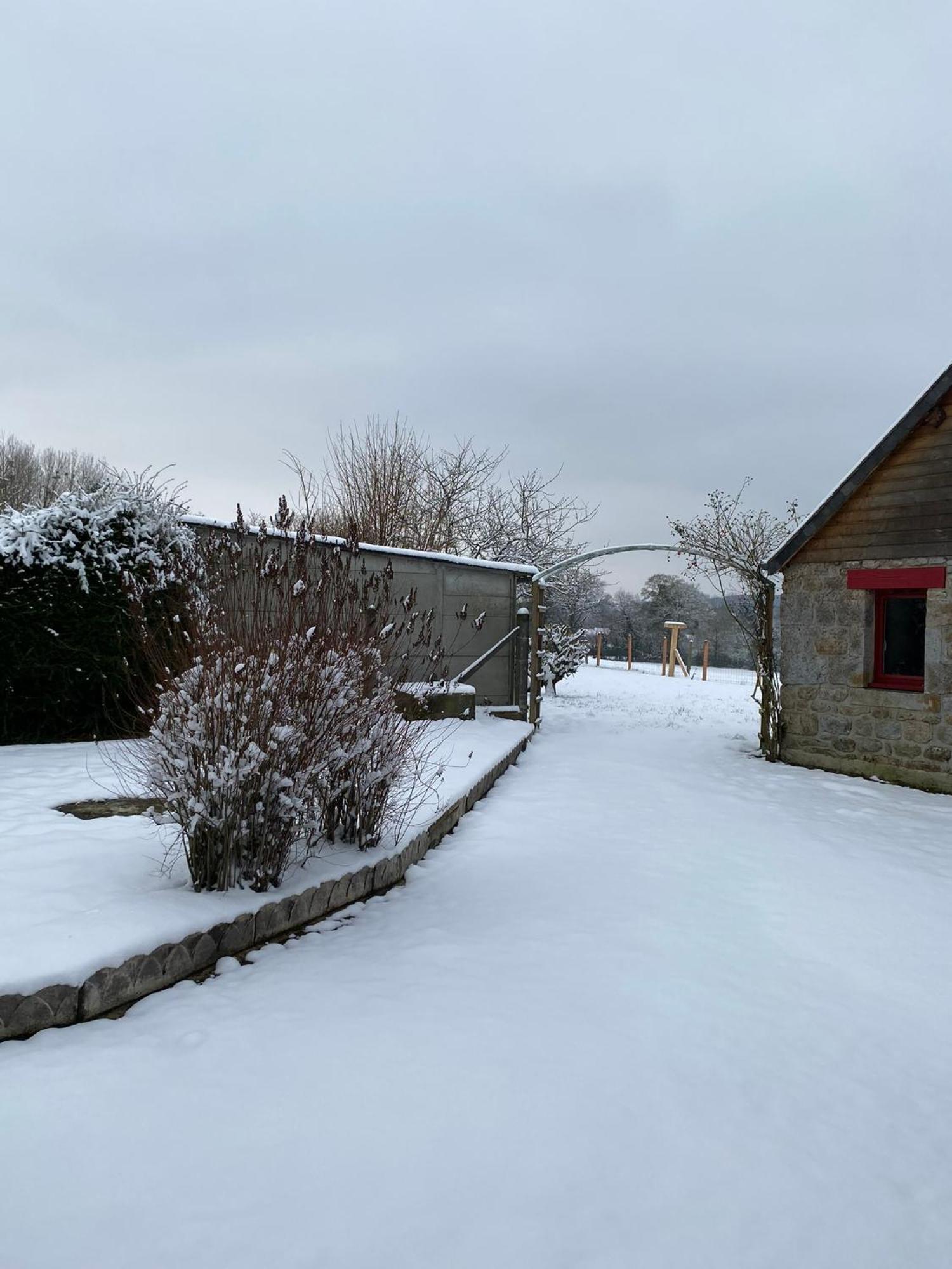 Villa Maison "La Butte" - Suisse Normande Segrie-Fontaine Exterior foto